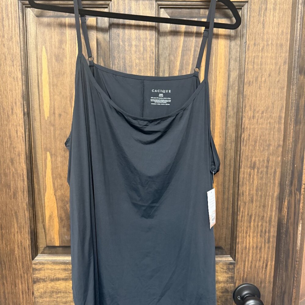 the Modern Cacique Collection cami 26/28 Black